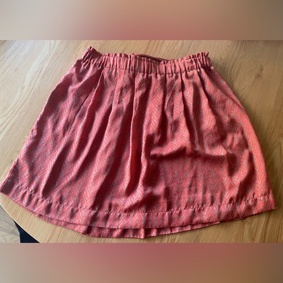 Banana Republic Skirt - Picture 5 of 6